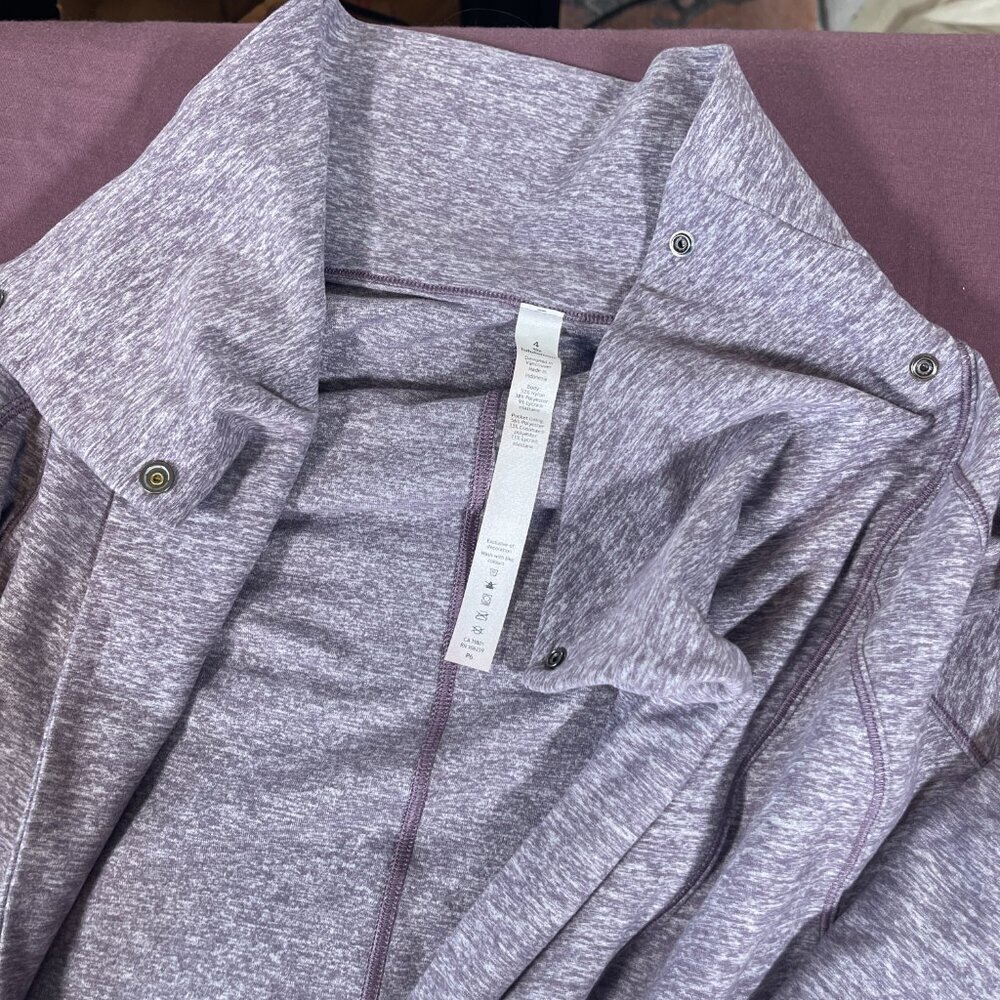 Lululemon Rulu Rally Wrap in Heathered Graphite Purple - size 4 - Picture 4 of 7
